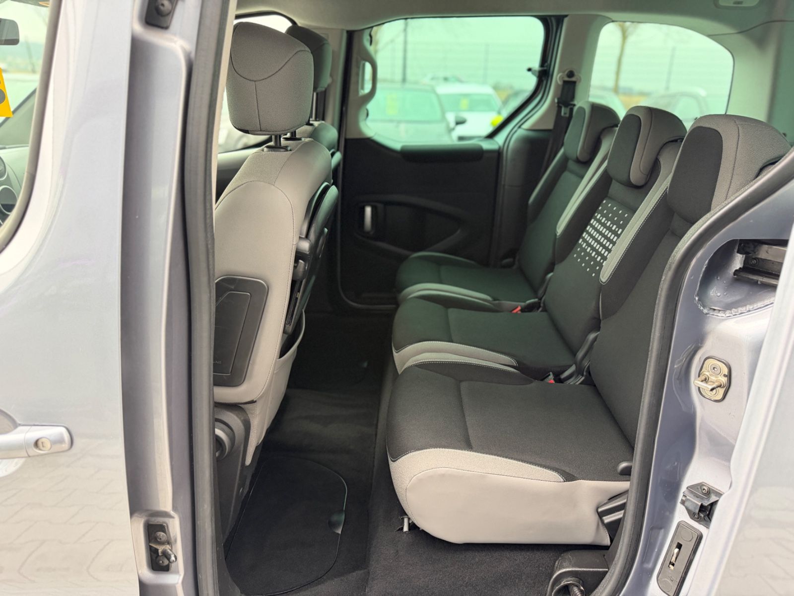 Berlingo Selection 1.6 Blue-HDI Autom.