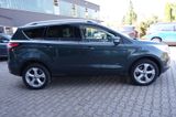 Ford Kuga Titanium AWD Navi, AHK, Xenon, PDC, Kamera - Ford: Grün, Metallic