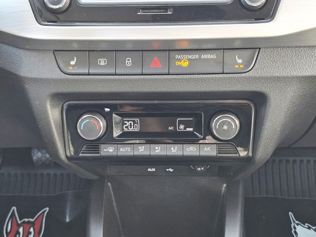 SKODA Fabia — Foto 22
