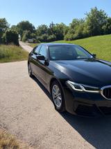 BMW 530d xDrive | 2. Hand | Premium Selection - BMW 530 Gebrauchtwagen Bmw530d