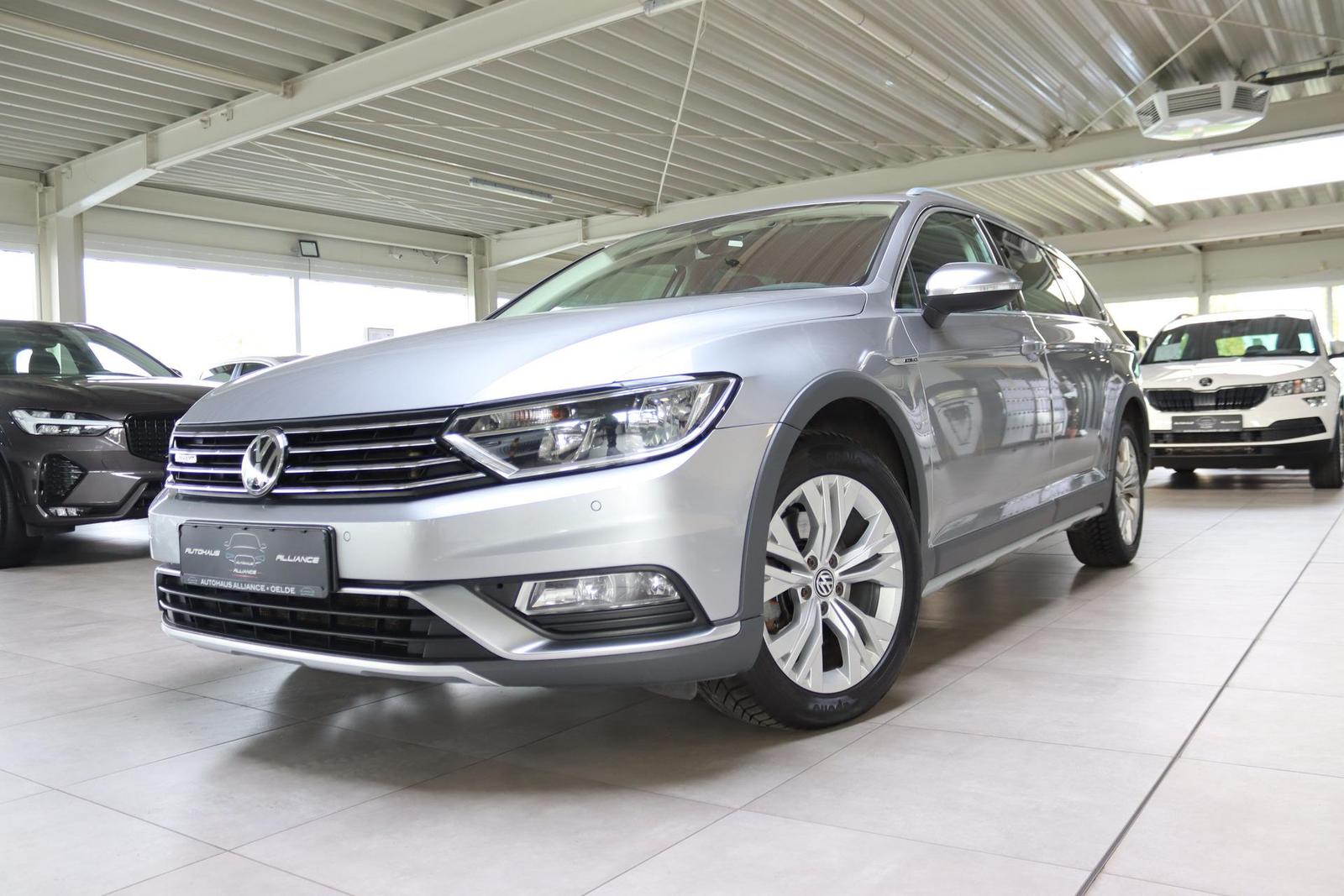 Volkswagen Passat Var 05/18 2.Hd AT ACC Navi RFK AHK HU neu