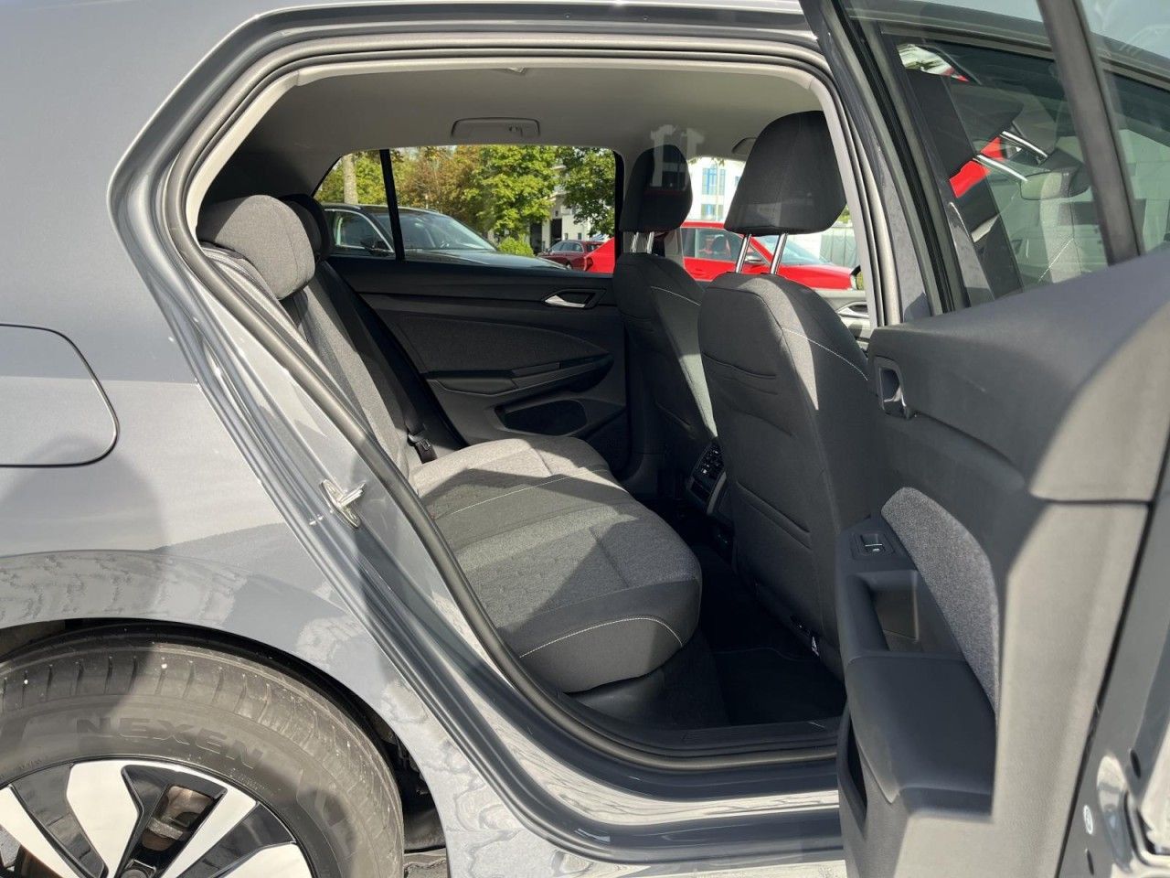 Volkswagen Golf - Bild 9