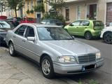 Mercedes-Benz Mercedes W202 C280 - Mercedes-Benz C 280 aus 1995