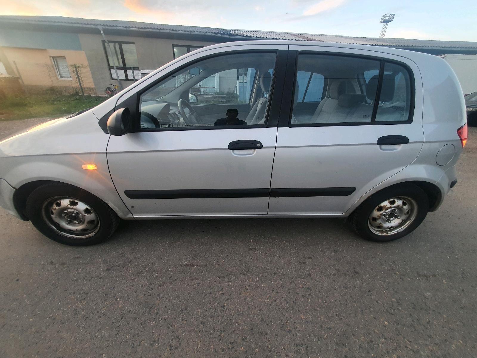 Hyundai Getz 2004 — interior