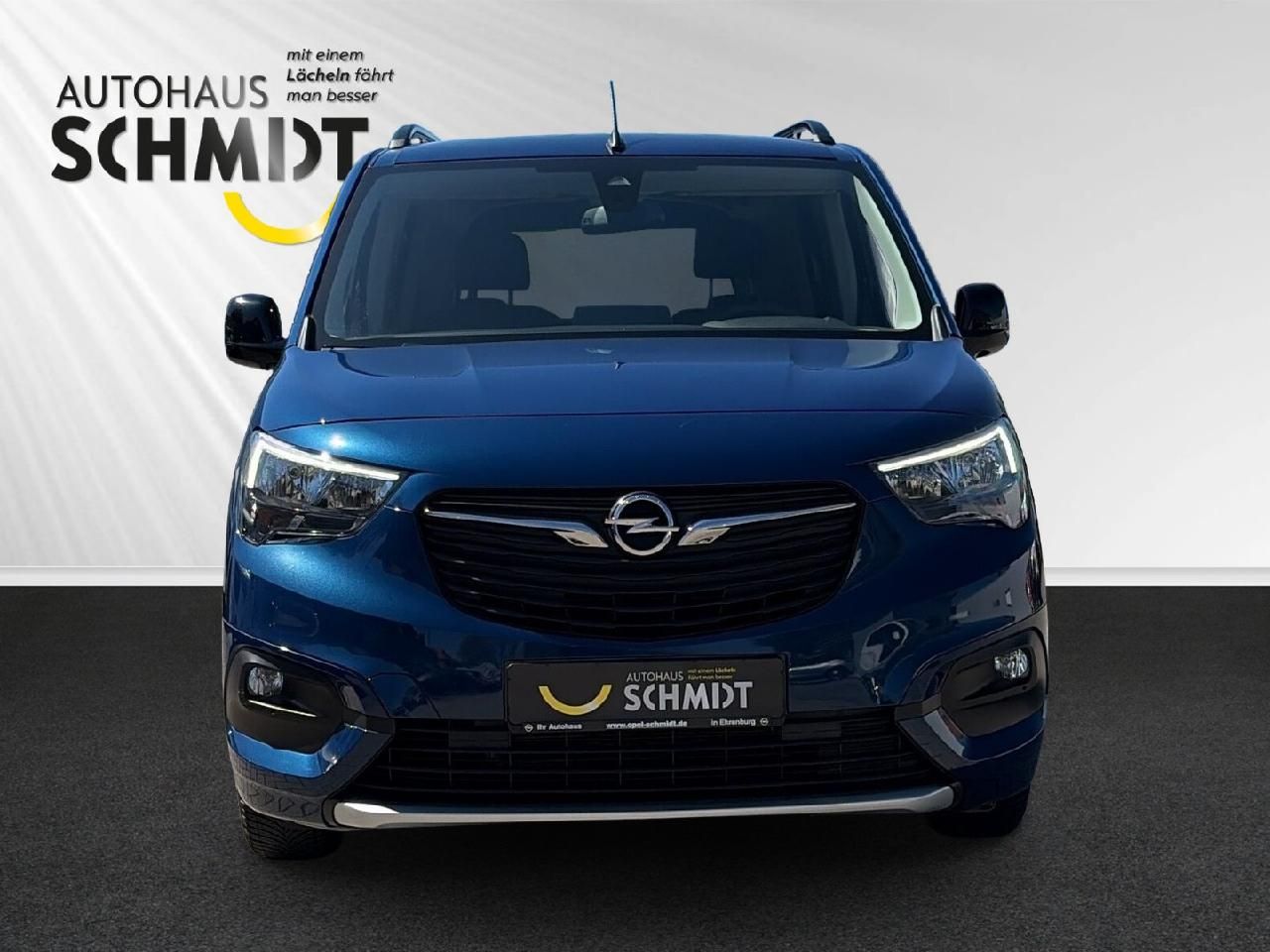 Fahrzeugabbildung Opel Combo Life 1,2 Ultimate Automatik