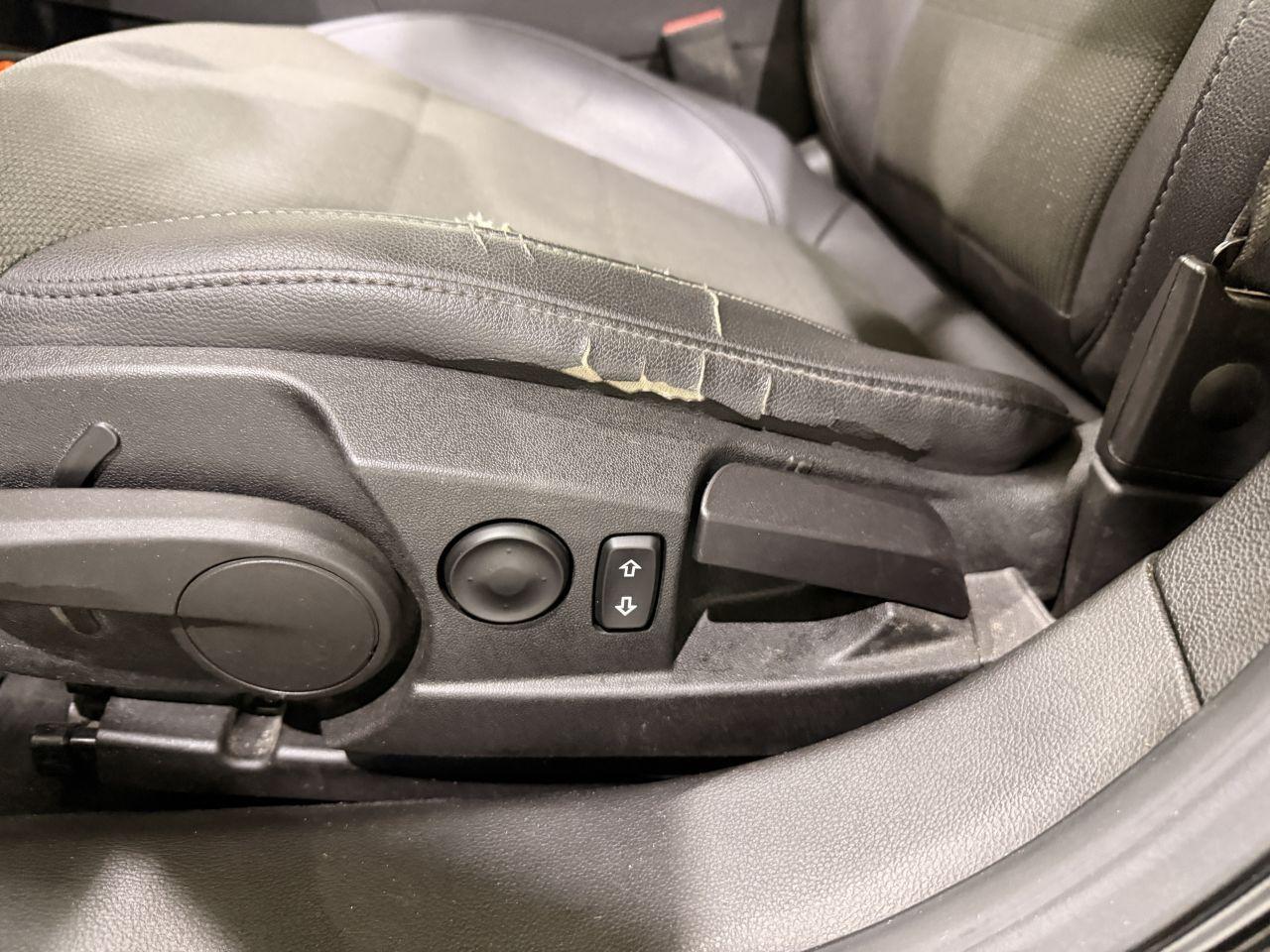 Opel Insignia 2010 — photo 30