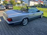 Mercedes-Benz 300 CE-24 Sportline Zustand 2 außen, 2+ innen - gebrauchte Mercedes-Benz E 300 aus dem Jahr 1993