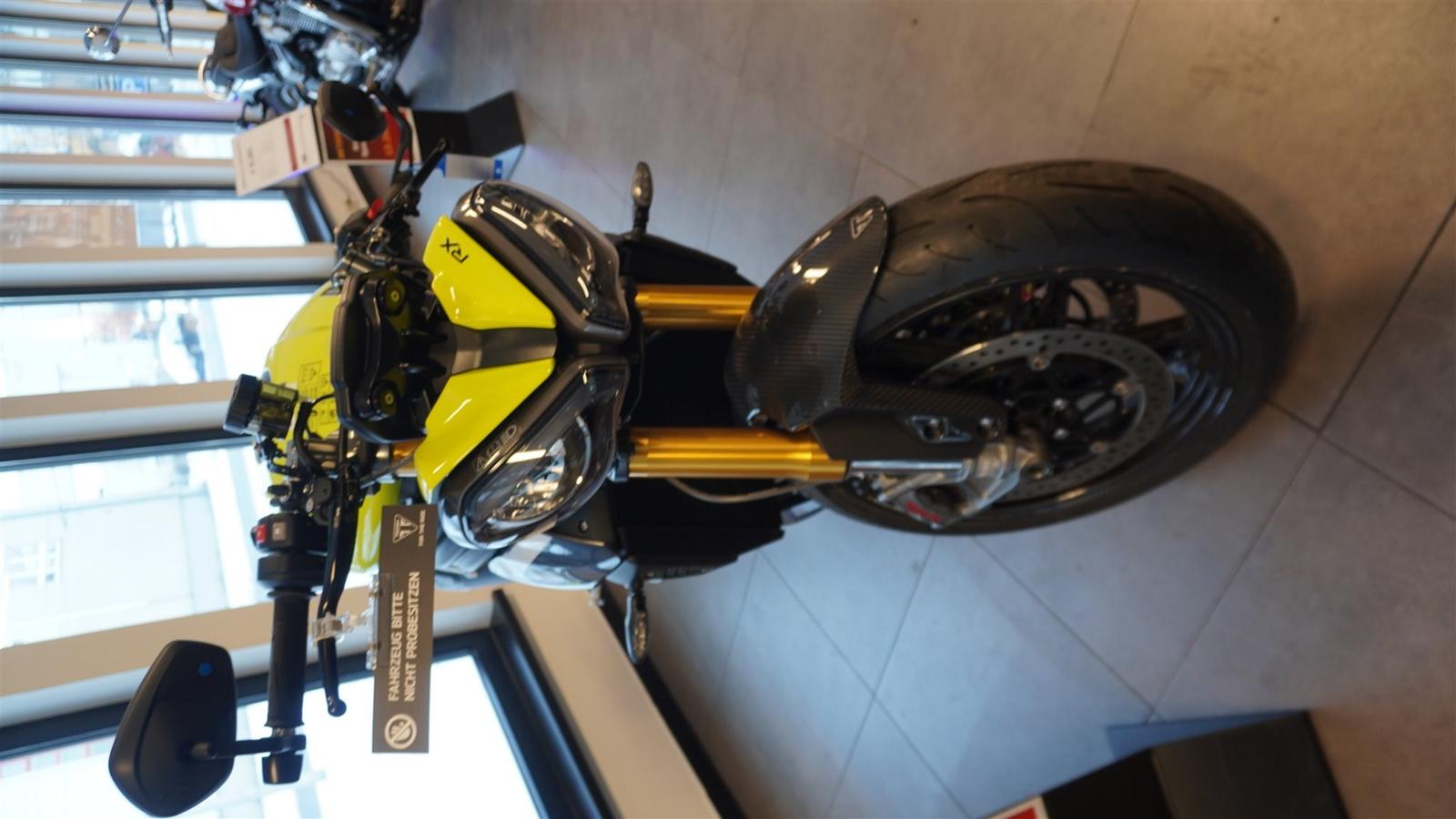 Triumph Speed Triple 1200 RX MY25
