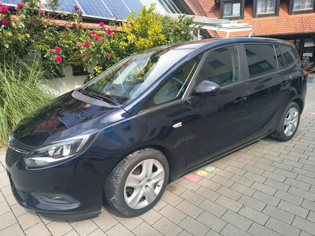 Image of Opel Zafira Tourer