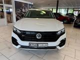Volkswagen Touareg 3.0 TDI 4M R-LINE BLACK AHK NAVI LED STA - Volkswagen Touareg: Black