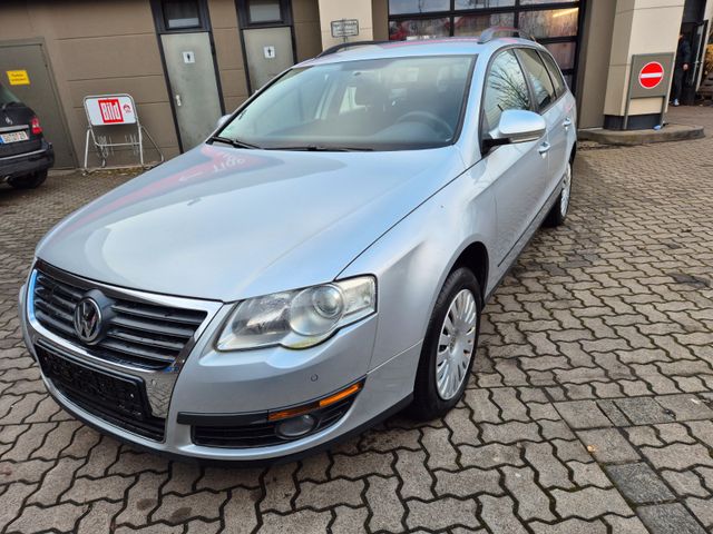 Volkswagen Passat TDI Trendline Automatik/Navi