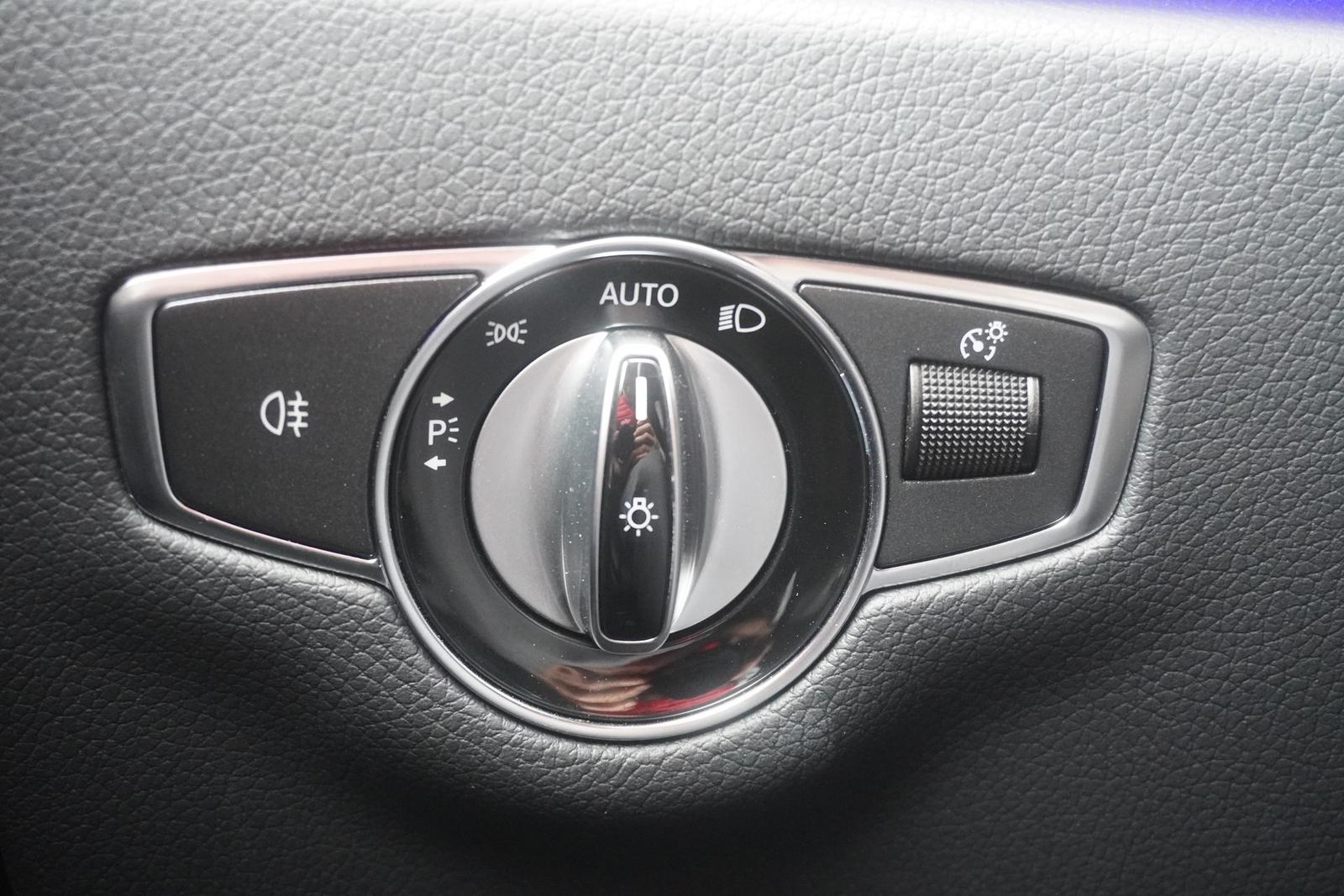 Mercedes-Benz E-Class E200 Avantgarde LED Kamera Totwinkel Spurhalte, миниатюра 23