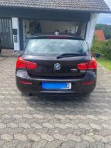 BMW 118i  - BMW 1er Reihe: Braun