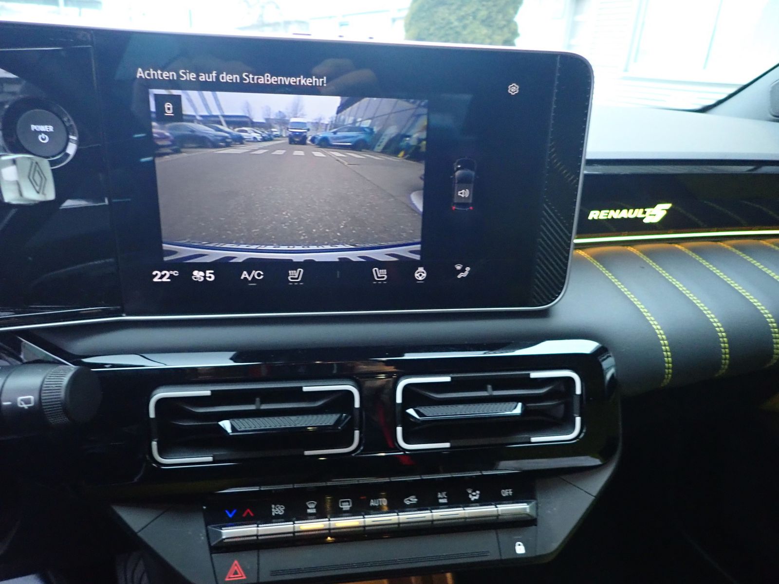 Fahrzeugabbildung Renault R 5 E-Tech Electric 150 Comfort Range Iconic Fiv