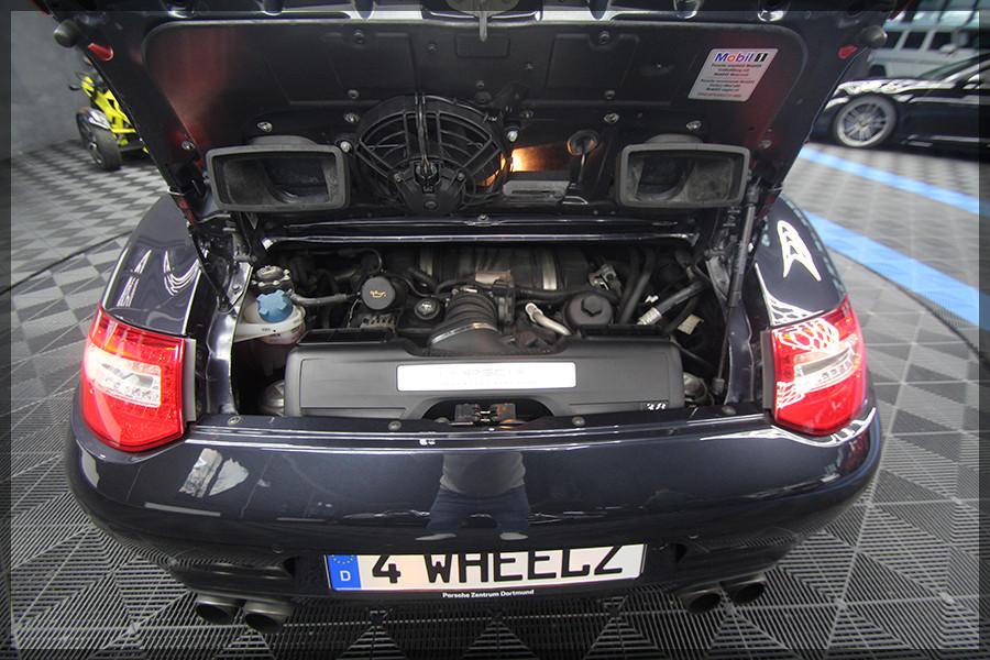 Porsche 997 Targa 4S PDC / PANO / NAVI / SCHECKHEFT