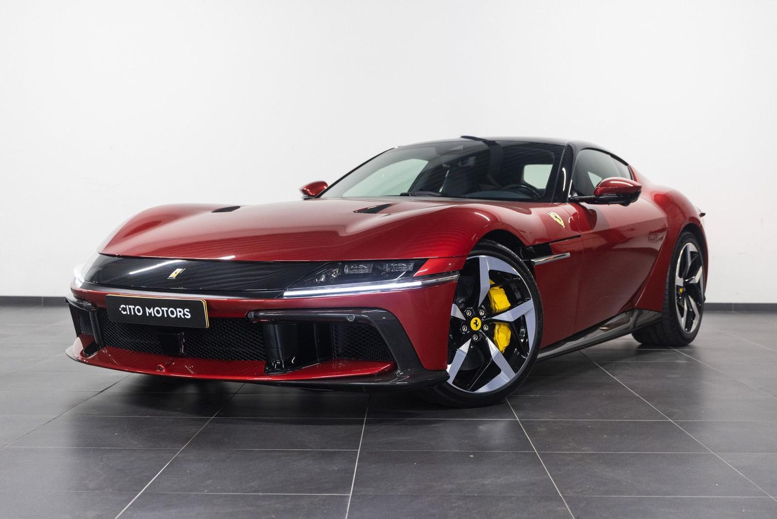 Ferrari 12 Cilindri Full Carbon - Delivery Mileage
