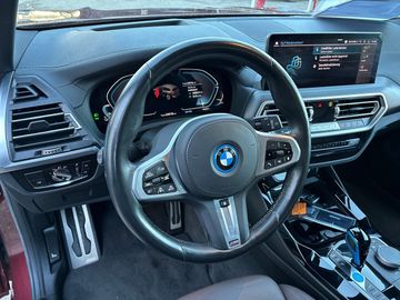 BMW iX3 M SPORT Gestiksteuerung Head-Up HK HiFi DAB