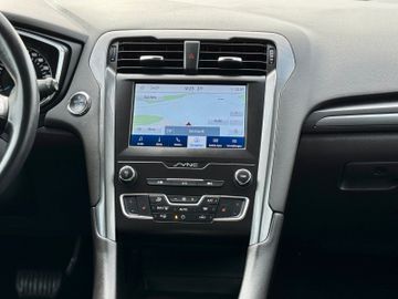 Ford Mondeo - 12
