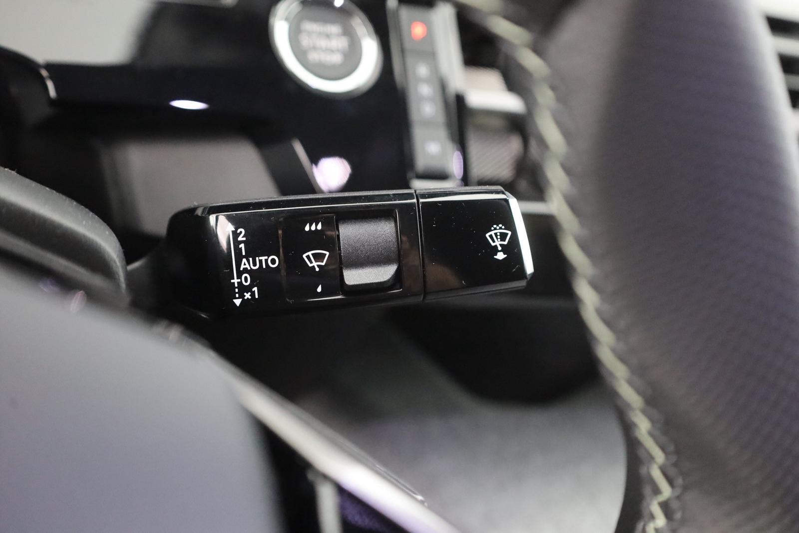 Peugeot 3008 GT 1.2 Hybrid 145 Aut. LED ACC Navi AHK