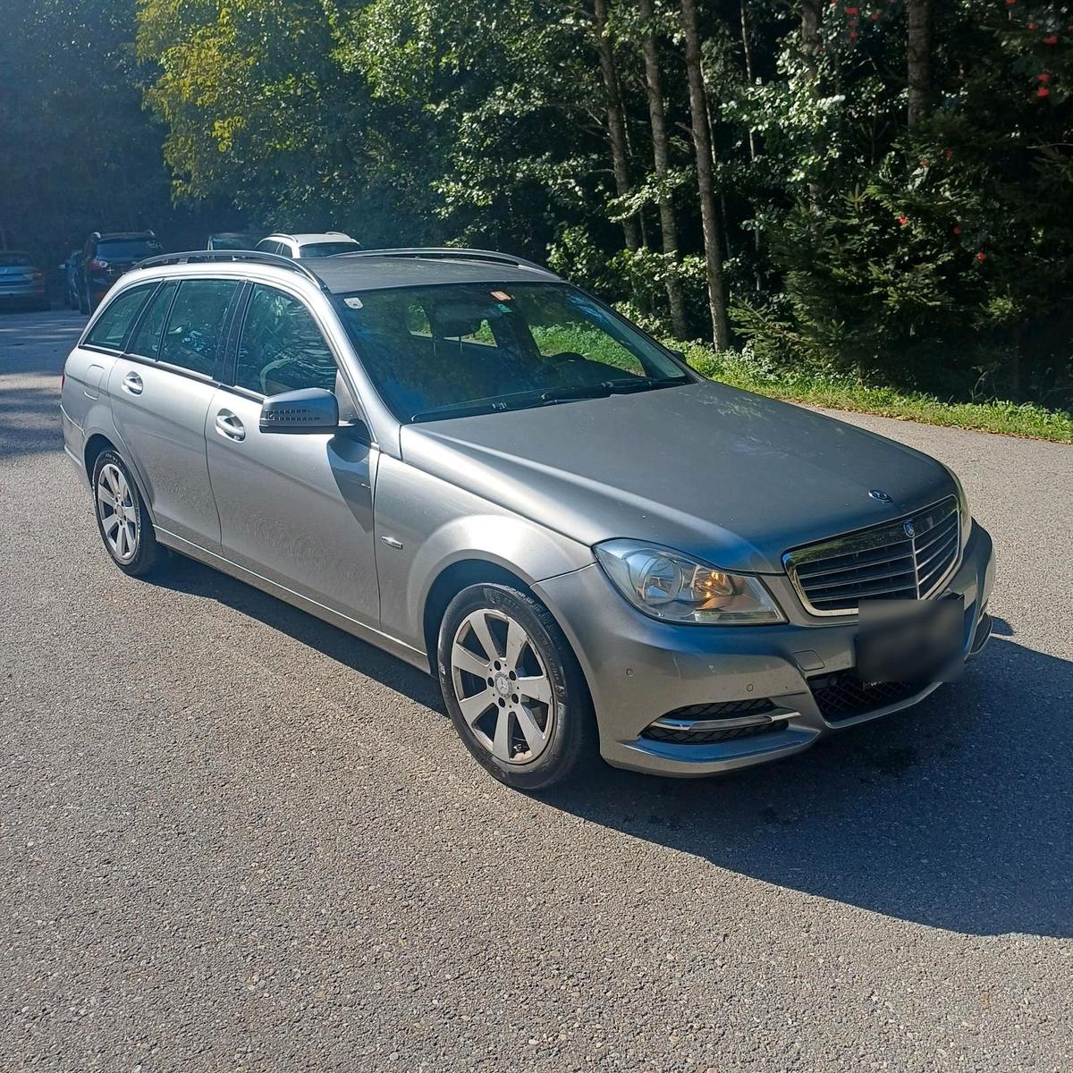 Mercedes-Benz C 180