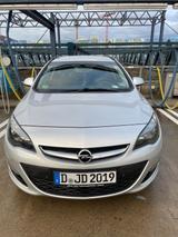 Opel Astra Sports Tourer 1.4 T ec Exklusiv 103 S/... - Opel Astra Gebrauchtwagen in Düsseldorf