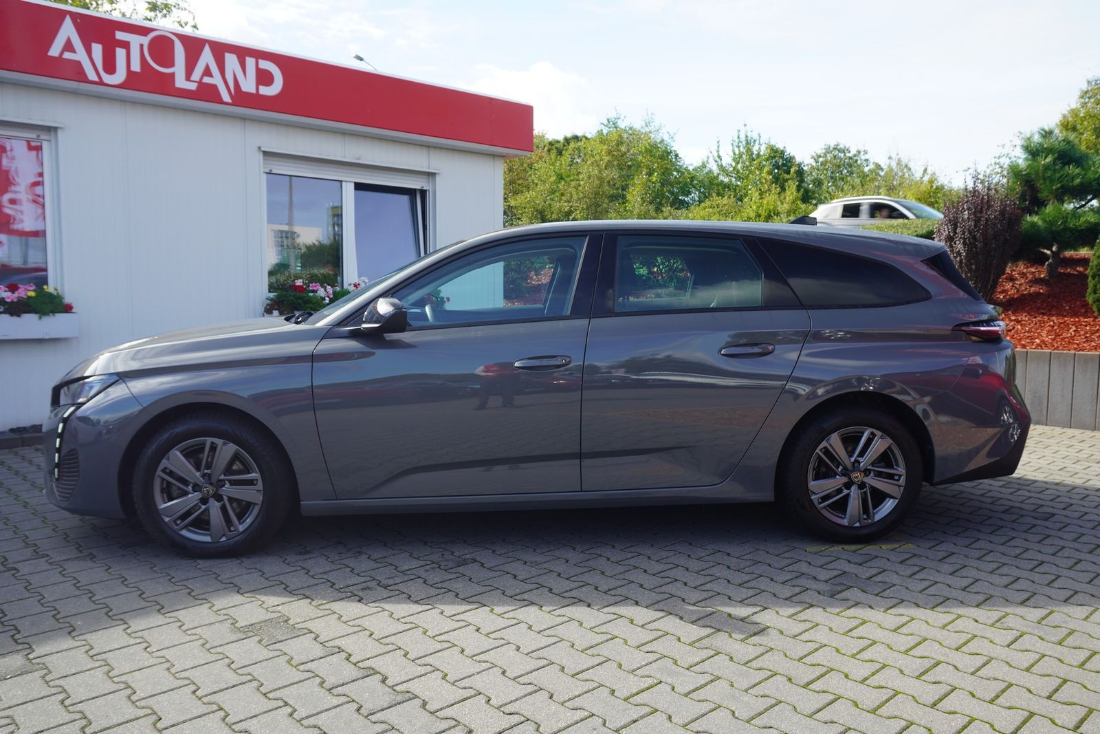 Peugeot 308 SW 1.2 e-THP Active Pack LED Android Apple imagem 3