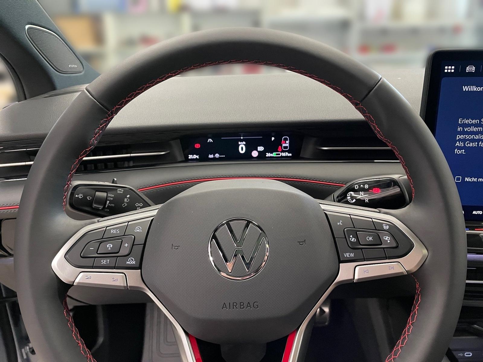 Volkswagen ID.7 Tourer 4M GTX *HEAD-UP*AHK*PANO*HARMAN*MATR