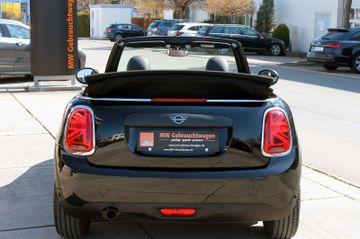 Fahrzeugabbildung MINI One Cabrio Chili LED Temp. PDC Navi SHZ BT