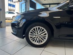 VW Golf VII 1.4 TSI Cup BMT/NAVI/SHZ/AHK/STANDHEIZU