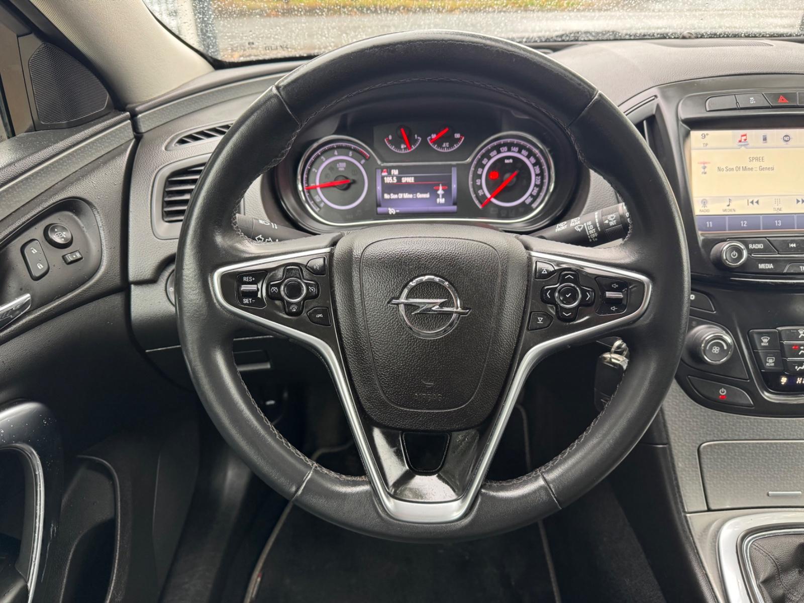 Opel Insignia 2015 — photo 18