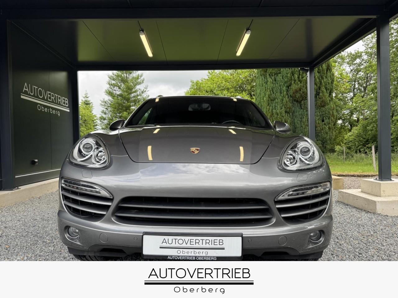 Porsche Cayenne 3.0 TDI XENON NAVI LEDER SHZ AHK TEMPO B