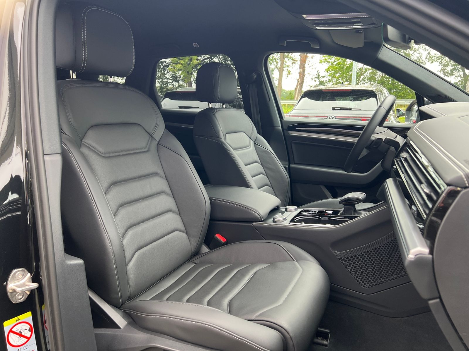 Fahrzeugabbildung Volkswagen Touareg 3.0 TDI 4MOTION *AHK, Luft, Leder, ACC,