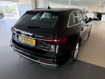 Audi A4 - 4
