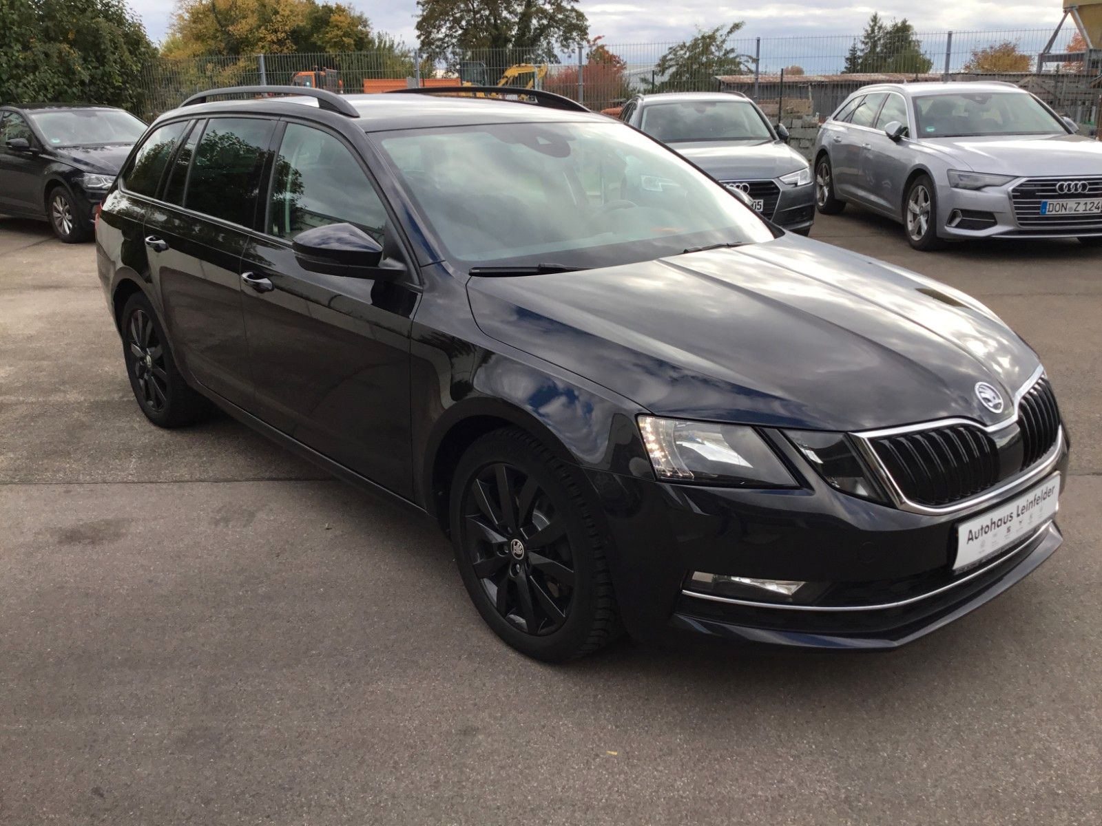 Fahrzeugabbildung SKODA Octavia 2.0 TSI DSG 4x4 Style Combi+AHK+Kamera