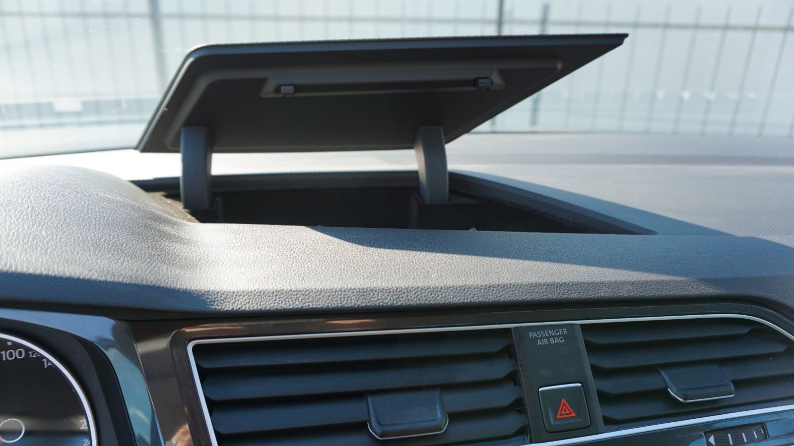 Fahrzeugabbildung Volkswagen Tiguan Comfortline BMT, LED,Navi,PDC, AHK el.