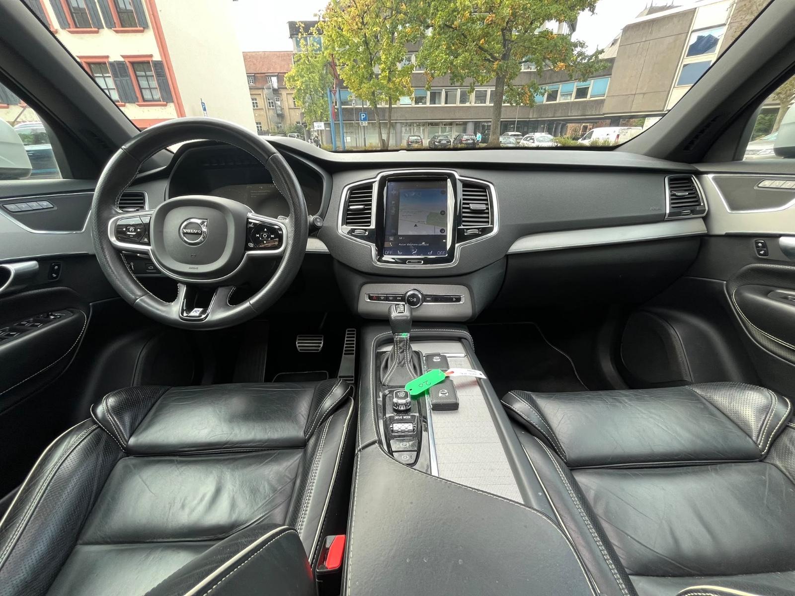 Volvo XC90 R Design AWD 7.Sitze Panorama, Leder