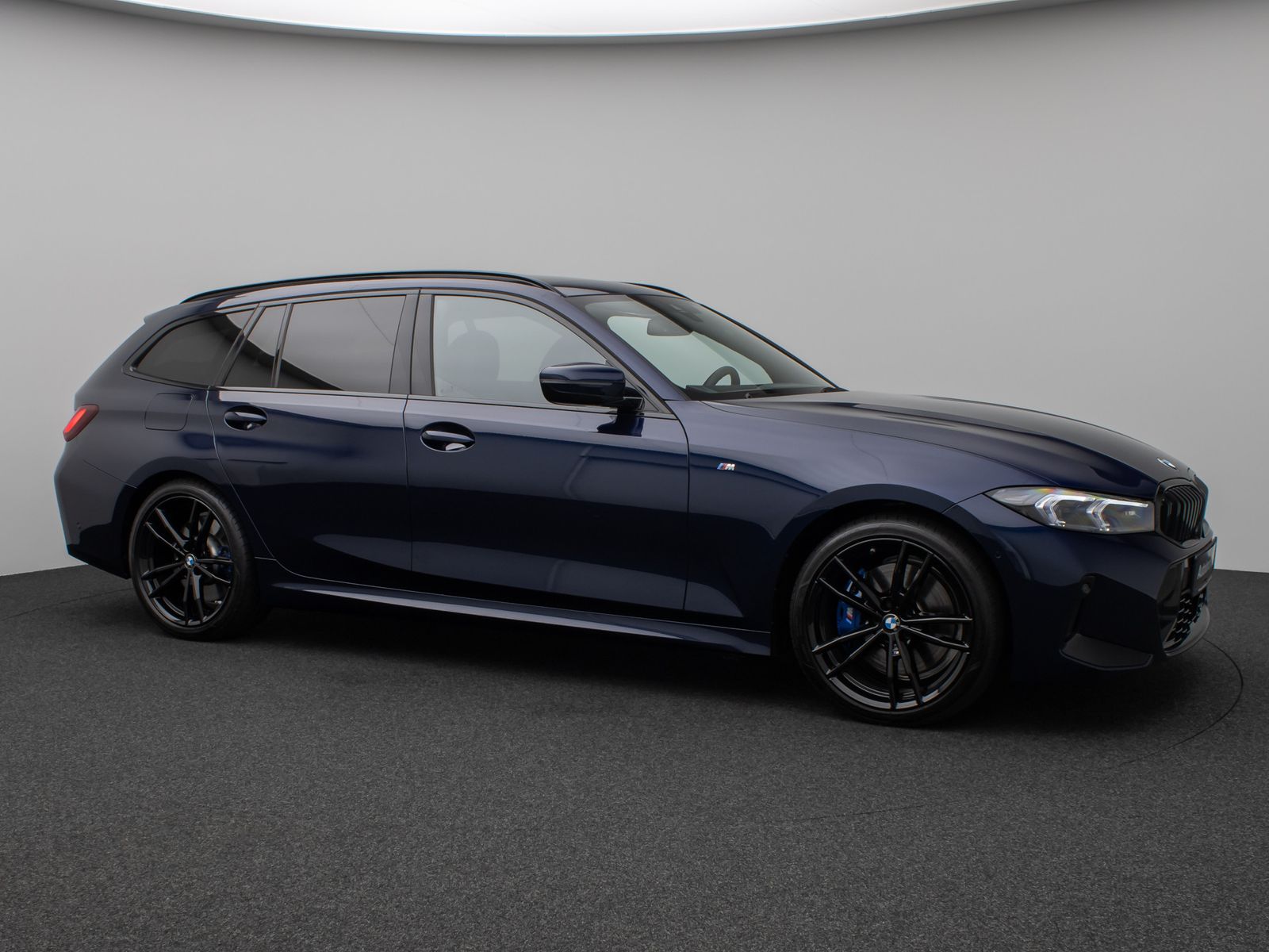 Fahrzeugabbildung BMW 320i M SportPro Panorama Kamera DAB HiFi Stop&Go