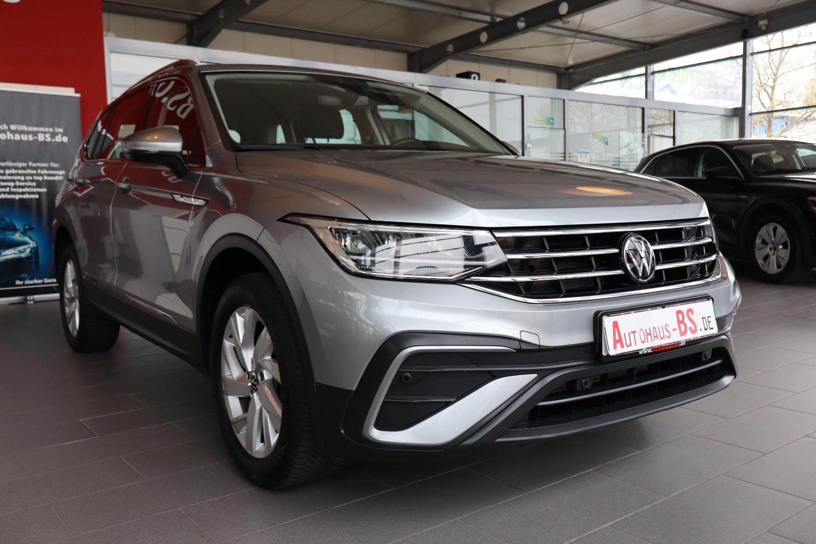 Volkswagen Tiguan Allspace 1.5TSI DSG,7SITZ,AHK,NaviLED,1Hd