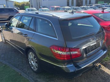 Mercedes E 220 - 4