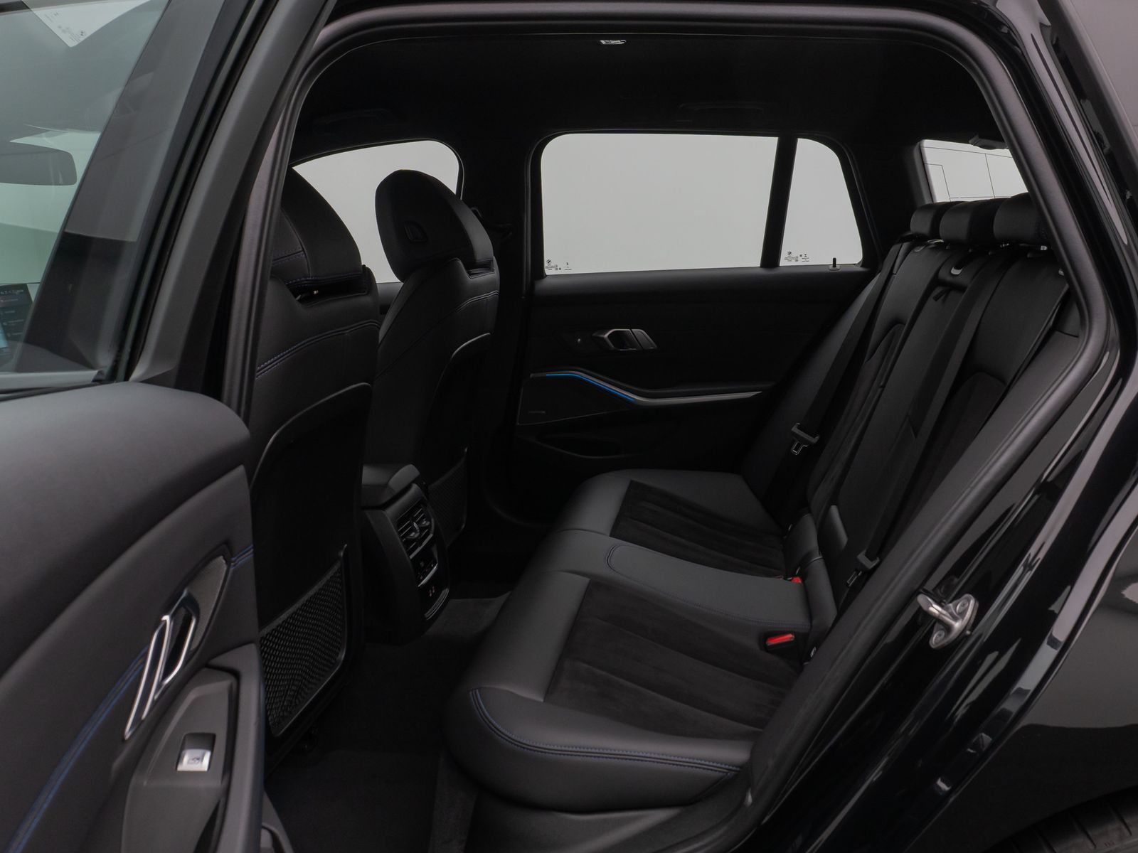 Fahrzeugabbildung BMW 330e M Sport Kamera DAB H/K Stop&Go LED 19Zoll