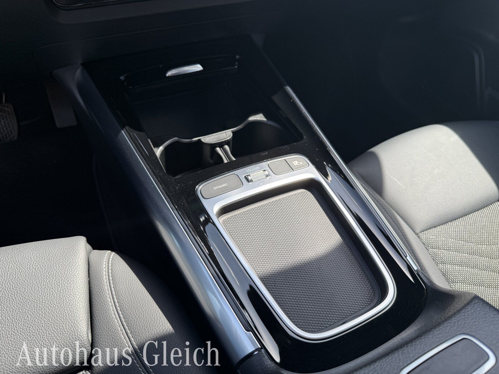 Fahrzeugabbildung Mercedes-Benz B 200 Progressive (EURO 6d) Navi/Autom./Klima/LE