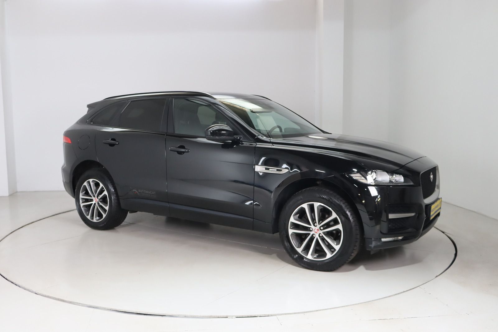 Fahrzeugabbildung Jaguar F-Pace 25t AWD * Navi * Anhängerk * LED