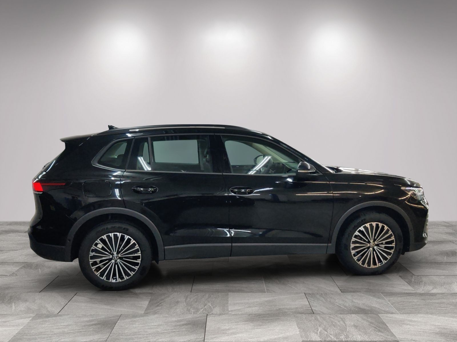 Volkswagen Tiguan Life 1.5 eTSI AHK LED Standhzg 05.30Garan foto 5