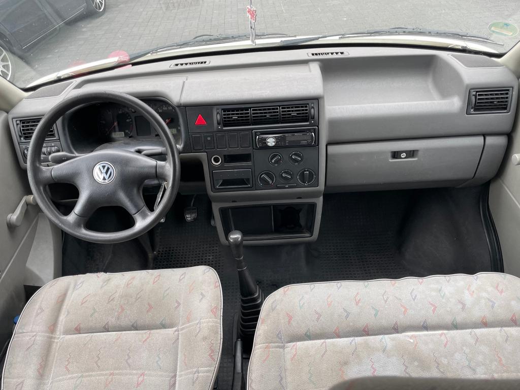 Volkswagen T4 Caravelle