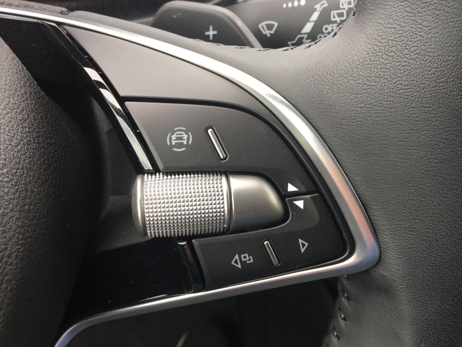 Fahrzeugabbildung SKODA Fabia 1.5l TSI DSG Selection+Navi+ACC+Kamera+16"