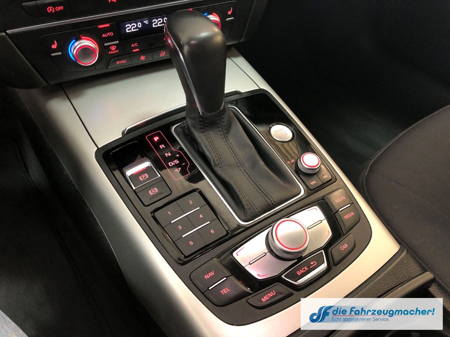Fahrzeugabbildung Audi A6 Avant 2.0 TDI ultra Navi Bi-Xenon El. Heckkla
