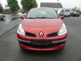 Renault Clio III Privilege Automatik 1.6L *ERST 116000KM - Renault Clio aus 2006