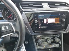 Fahrzeugabbildung Volkswagen Touran 1.5 TSI DSG R-Line 7-Si. STANDHZG PANO AH