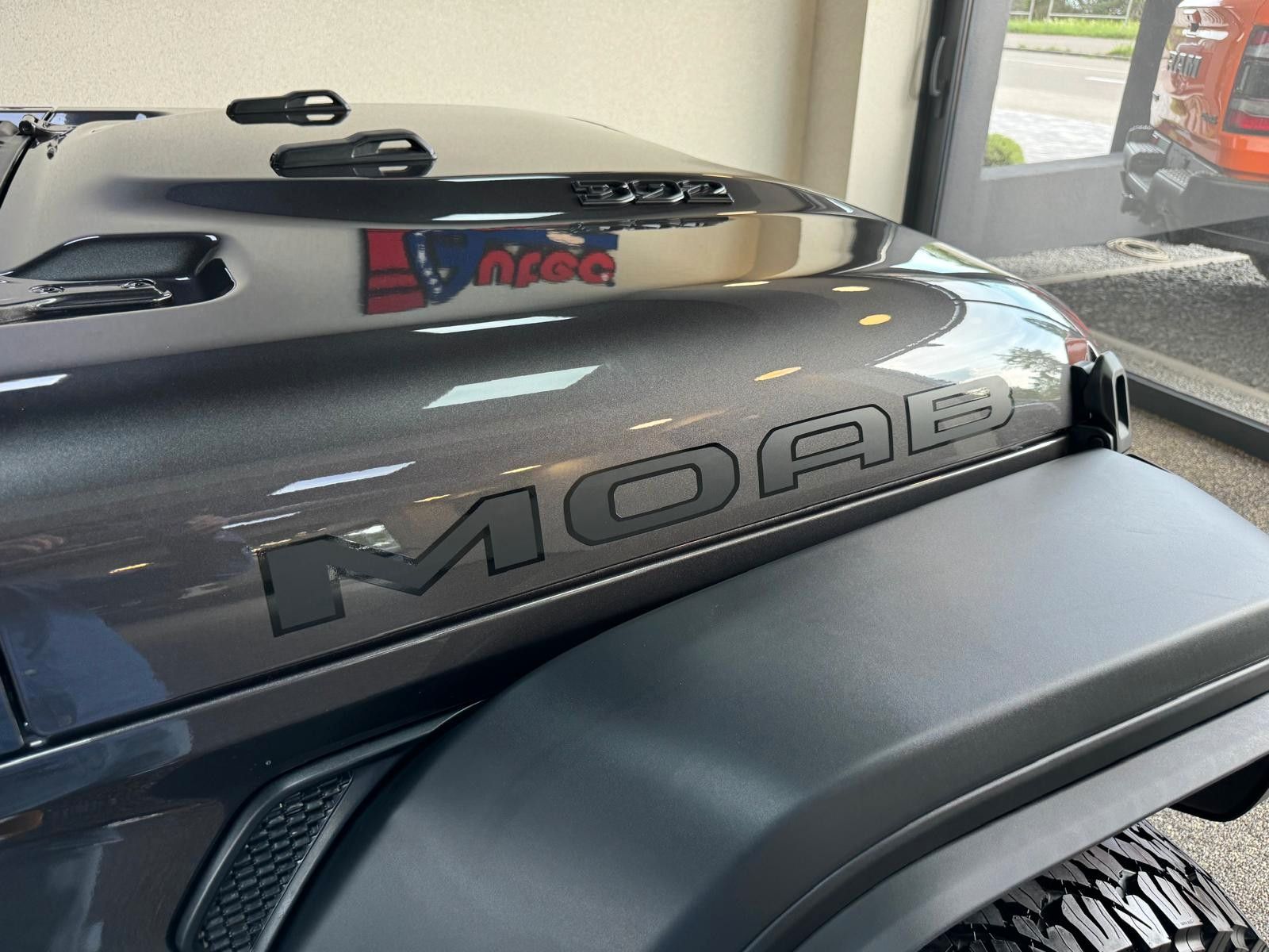 Fahrzeugabbildung Jeep 2026 MOAB 392-6.4L HEMI V8-DUAL TOP
