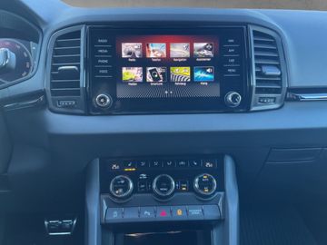 Skoda Karoq 1.5 TSI DSG Sportline *CAM*LED*NAV* NAVI